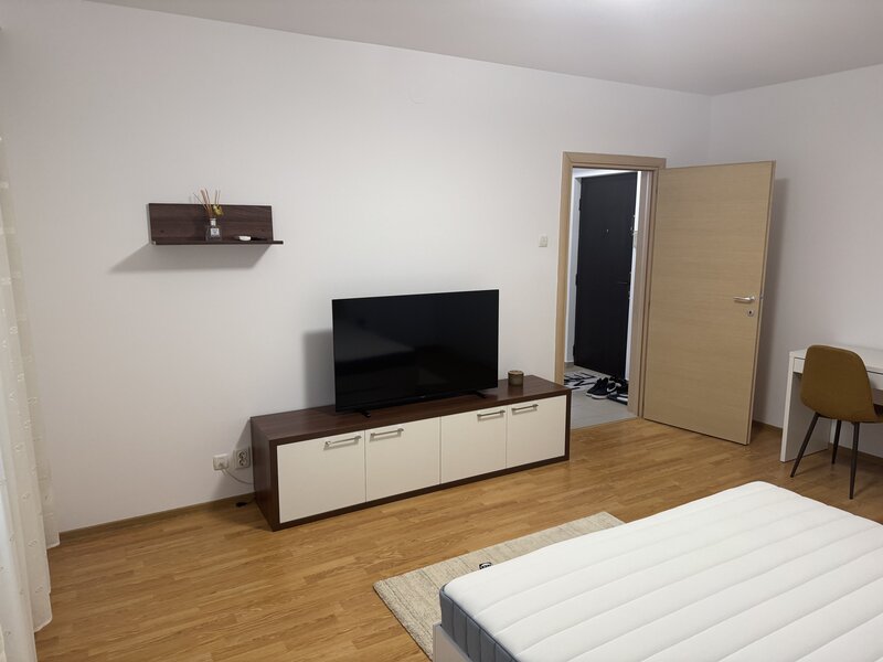 Vitan Mall, Str. Foisorului,