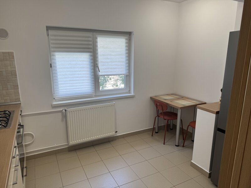 Vitan Mall, Str. Foisorului,