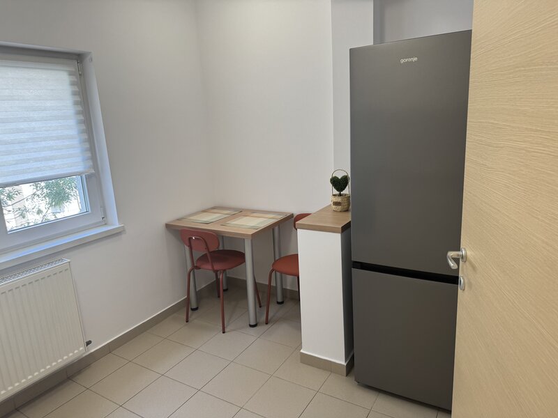 Vitan Mall, Str. Foisorului,