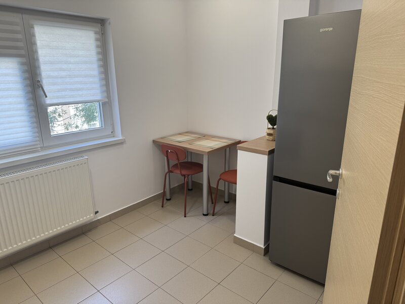 Vitan Mall, Str. Foisorului,