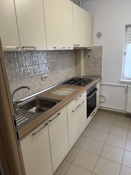 Vitan Mall, Str. Foisorului,